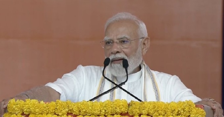 प्रधानमंत्री मोदी ने नागरिकों से समाज सेवा और स्वच्छता को दैनिक आदत बनाने का आह्वान किया