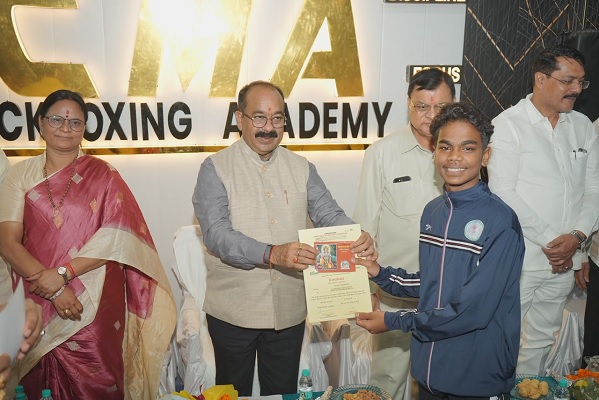 राष्ट्रीय किकबॉक्सिंग प्रतियोगिता में पदक विजेता खिलाड़ियों का सम्मान