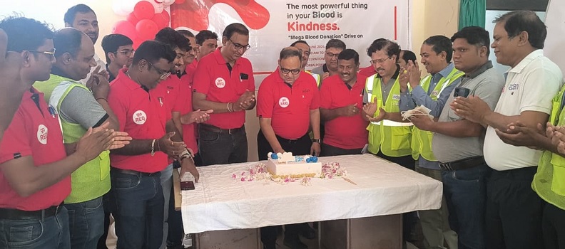 अदाणी समूह के चेयरमैन गौतम अदाणी के जन्मदिवस पर कोरबा पावर लिमिटेड में विशाल रक्तदान शिविर
