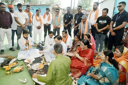 निगम के 06 वार्डो में होंगे 01 करोड़ 08 लाख रू. के नये विकास कार्य; उद्योग मंत्री एवं महापौर ने किया भूमिपूजन
