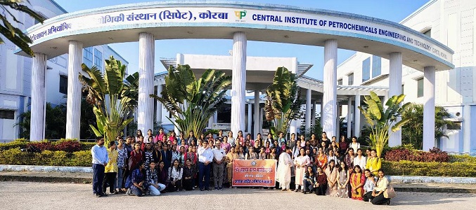 श्री अग्रसेन कन्या महाविद्यालय की छात्राओं ने सिपेट कोरबा में लिया प्रशिक्षण