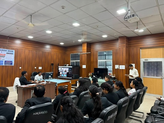 नेशनल लोक अदालत हेतु  विडिंयो कांन्फ्रेसिंग के माध्यम सें  हितधारकों के साथ बैठक