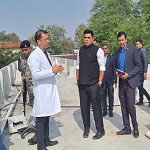 मेडिकल कॉलेज पहुंचते ही नवपदस्थ कलेक्टर श्री कुणाल दुदावत ने ली स्वास्थ्य सुविधाओं की टोह