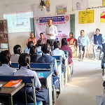 एचटीपीएस ने पुनः किया CER में महत्वपूर्ण योगदान - हाईस्कूल के बच्चों का कराया सेमिनार एवं कॅरियर काउंसिलिंग