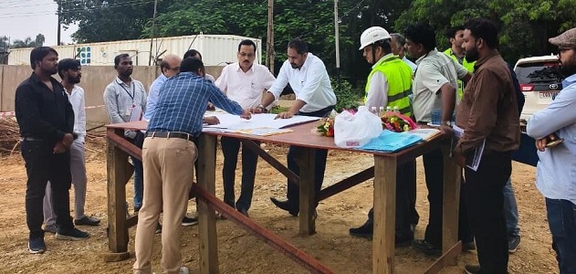 ऐतमानगर समूह जल प्रदाय योजना का सचिव कैसर अब्दुल हक ने किया निरीक्षण