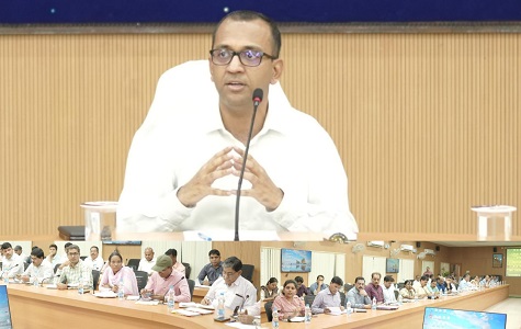 कलेक्टर श्री अजीत वसंत ने समय सीमा की बैठक में दिये महत्वपूर्ण निर्देश
