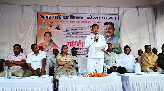 उद्योग मंत्री एवं महापौर ने वार्ड क्र. 28 एवं 27 में 72 लाख रू. के नये विकास कार्यो का भूमिपूजन