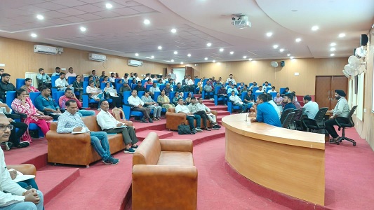 प्रशासनिक कार्यों में गति और पारदर्शिता हेतु कोरबा में ई-ऑफिस कार्यप्रणाली का प्रशिक्षण आयोजित