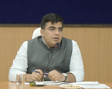 मातृ एवं शिशु स्वास्थ्य, स्वास्थ्य विभाग की रीढ़ : कलेक्टर श्री कुणाल दुदावत