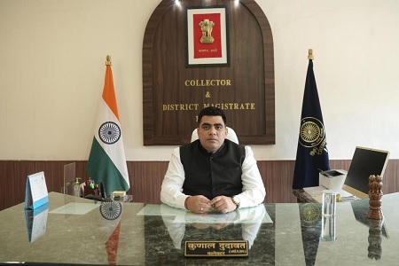 श्री कुणाल दुदावत ने कोरबा जिले के 19 वें कलेक्टर के रूप में किया पदभार ग्रहण