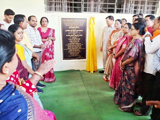 उद्योग मंत्री एवं महापौर ने मिनीमाता कन्या महाविद्यालय में नवनिर्मित भव्य डोम एवं किचन शेड का लोकार्पण किया
