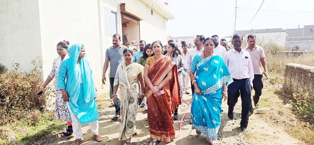 निर्धारित शेड्यूल के अनुरूप हो निर्माण कार्य, गुणवत्ताहीनता पर होगी कड़ी कार्यवाही - महापौर श्रीमती राजपूत