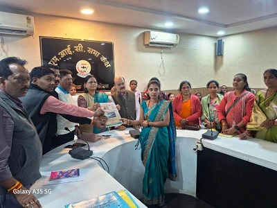 महापौर ने 306 हितग्राहियों को प्रदान किया आवासगृह  स्वीकृति व भवन अनुज्ञा पत्र