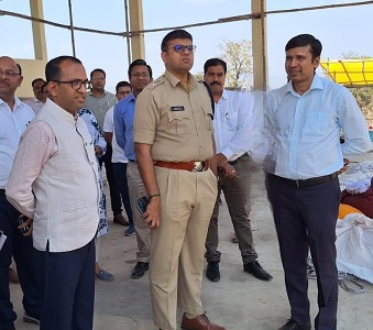 कलेक्टर-एसपी ने किया राज्योत्सव स्थल का निरीक्षण, तैयारियों को लेकर अधिकारियों को दिए आवश्यक निर्देश