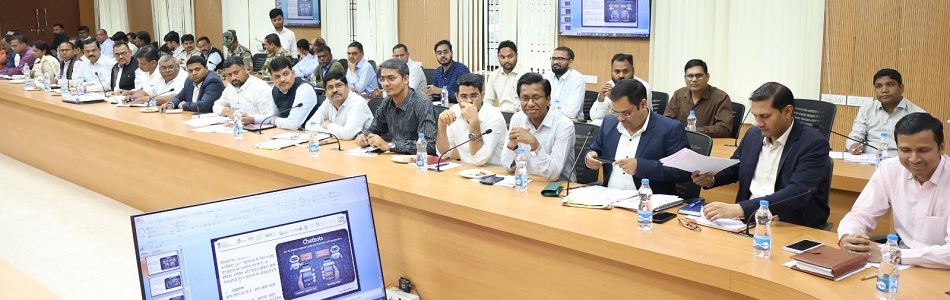 साइबर अपराधों से बचने सतर्कता, सावधानी आवश्यक : कलेक्टर श्री दुदावत