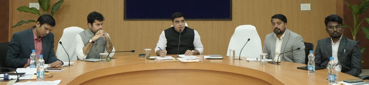 कोई भी पात्र व्यक्ति पीएम आवास योजना शहरी से वंचित न होः कलेक्टर श्री कुणाल दुदावत