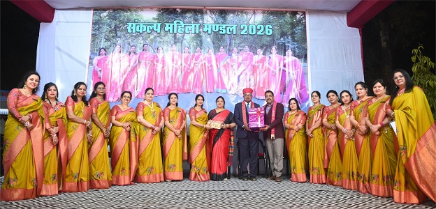 संकल्प महिला मंडल के आनंद मेले में ‘‘मिनी राजस्थान‘‘ की झांकी, प्रबंध निदेशक श्री कटियार एवं श्रीमती कटियार हुईं शामिल