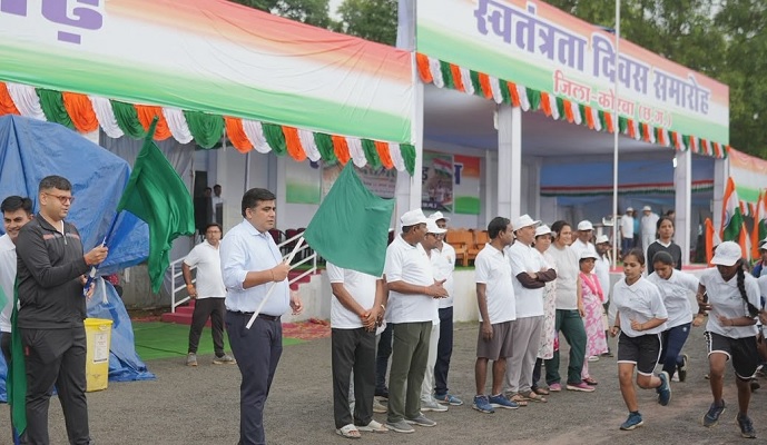 तेज बारिश के बीच उत्साह से निकली स्वतंत्रता दौड़, सद्भावना एवं एकता का दिया संदेश