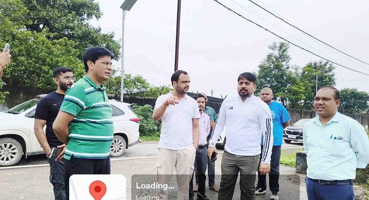 इंडस्ट्रियल एरिया पहुंचे आयुक्त, वृक्षारोपण हेतु किया स्थल निरीक्षण, वृहद पैमाने पर वृक्षारोपण की योजना