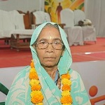 सेवा की कहानी : वृद्धजन सम्मान कार्यक्रम में नोनी बाई को मिला सहारे का संबल