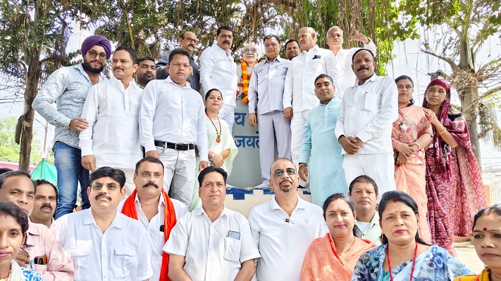 गांधी-शास्त्री जयंती पर कोरबा भाजपा का नमन, सेवा संकल्प अभियान में स्वच्छता और राष्ट्रसेवा का संकल्प